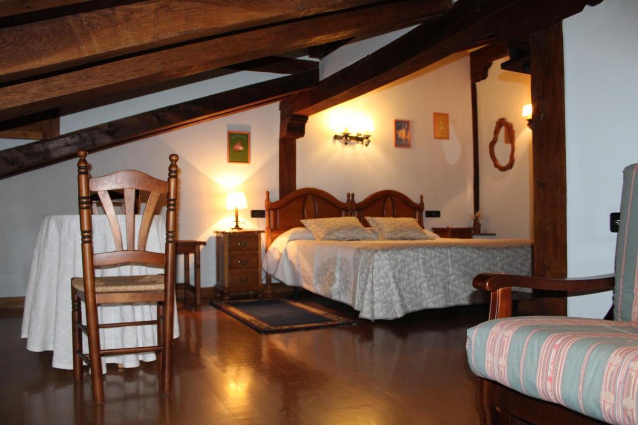 La Posada De Vinon - Casa Reda Luaran gambar